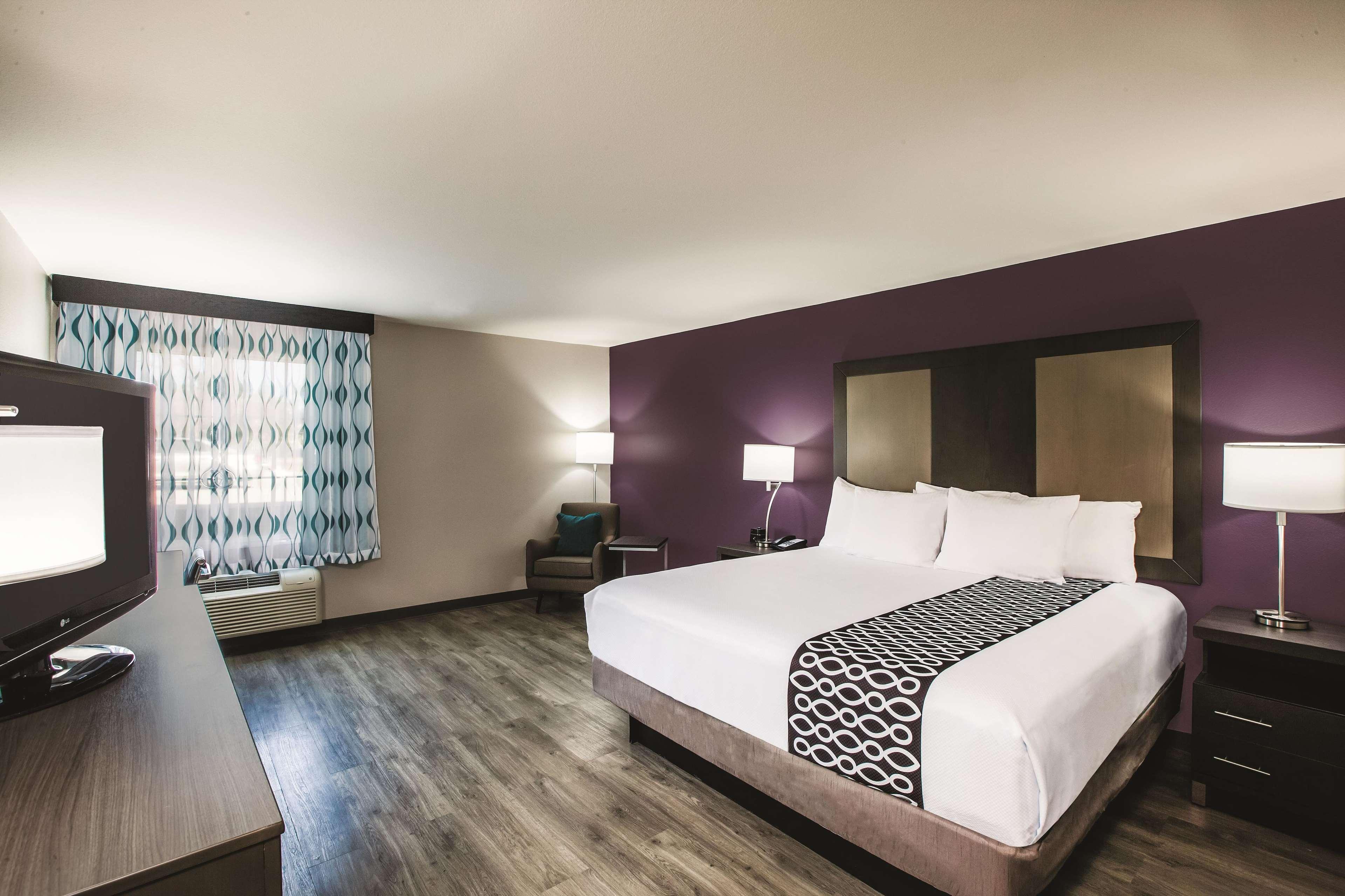 La Quinta By Wyndham Walker - Denham Springs Hotel Exterior photo